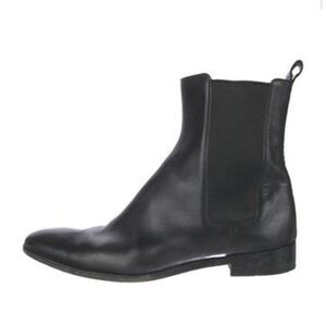 Gucci Authentic Solid Black Leather Chelsea Boots Booties Low Heel 9.5 B